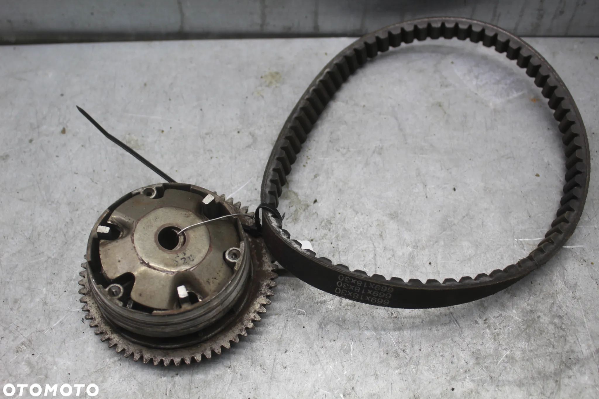 Skuter 125 4t Chińczyk chiński wariator pasek - 2