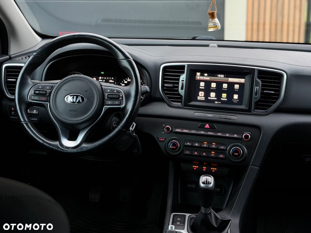 Kia Sportage 1.6 GDI 2WD Black Edition - 8