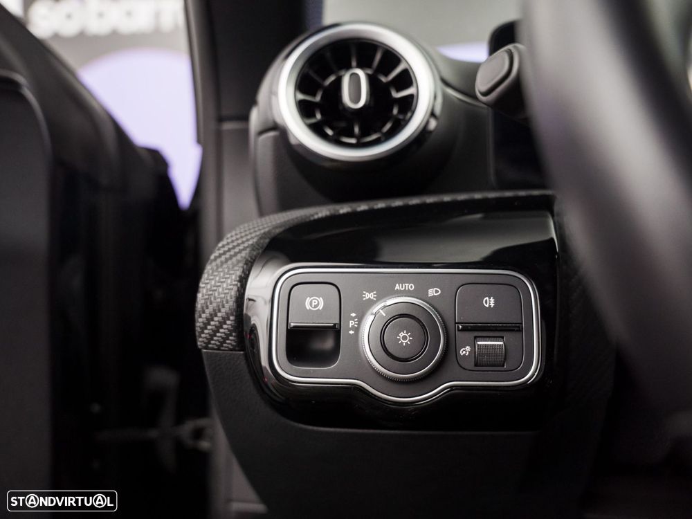 Mercedes-Benz CLA 250 e Shooting Brake Style Plus - 20