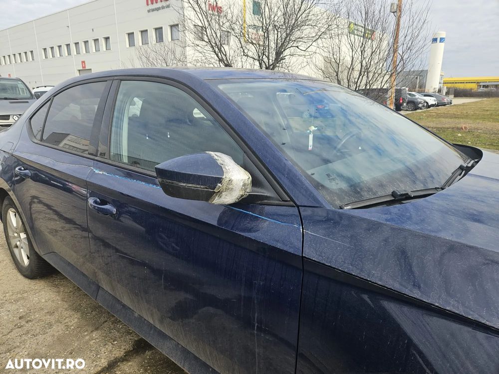 Skoda Superb 2.0 TDI Active - 6