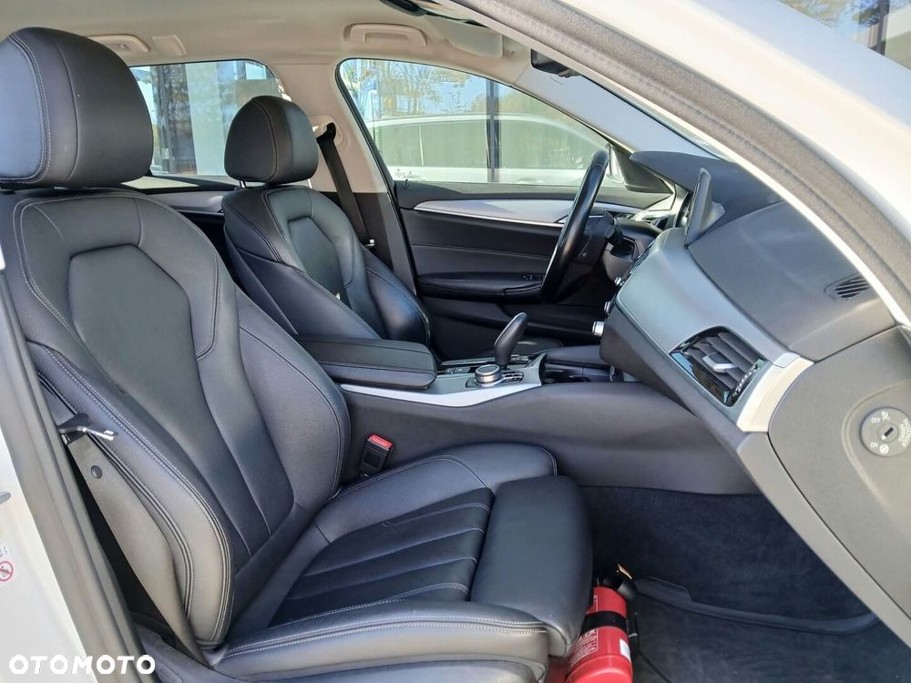 BMW Seria 5 - 23