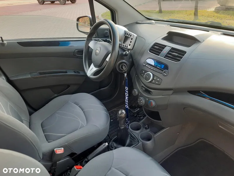 Chevrolet Spark - 5