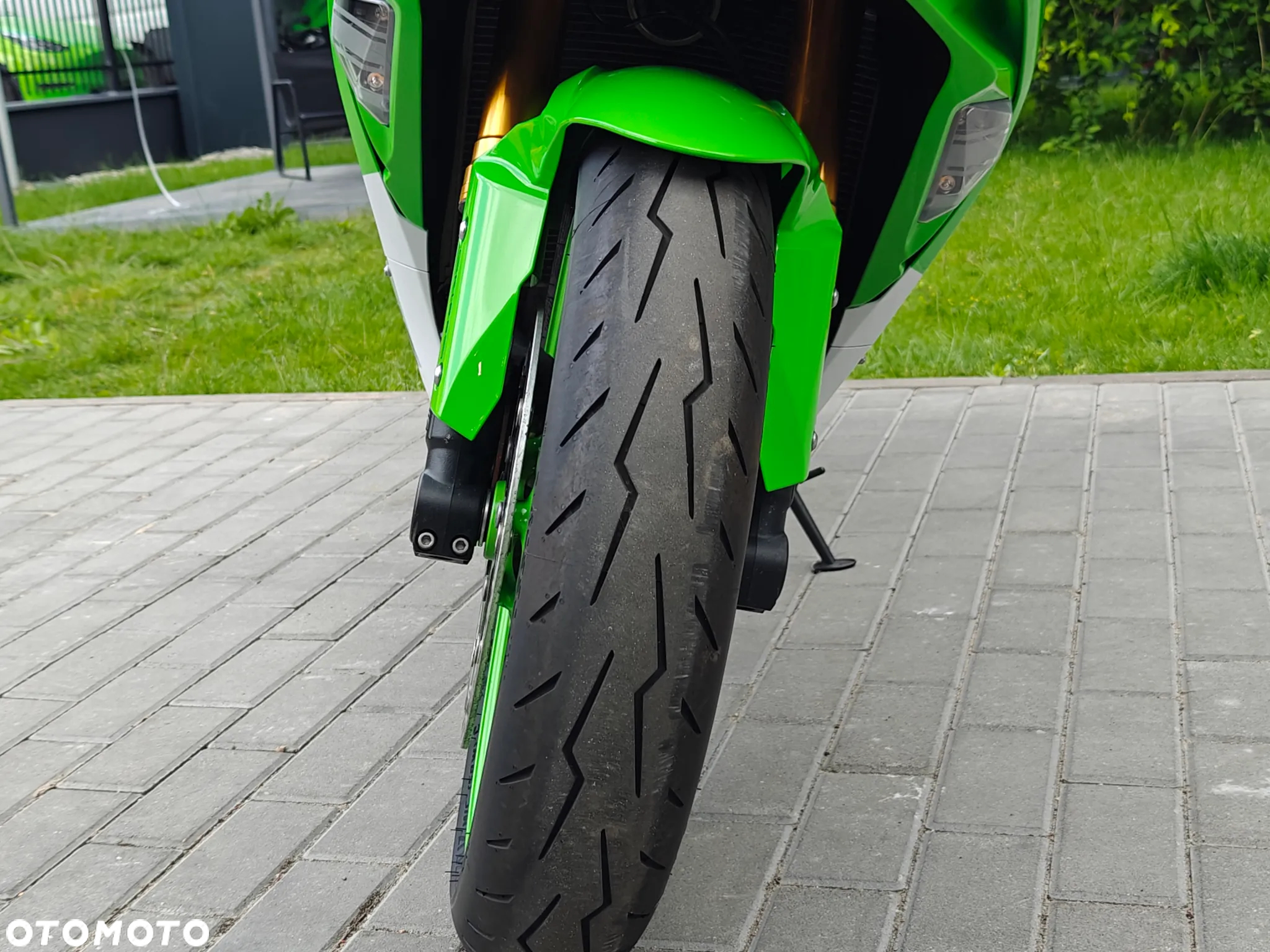 Kawasaki ZX - 11