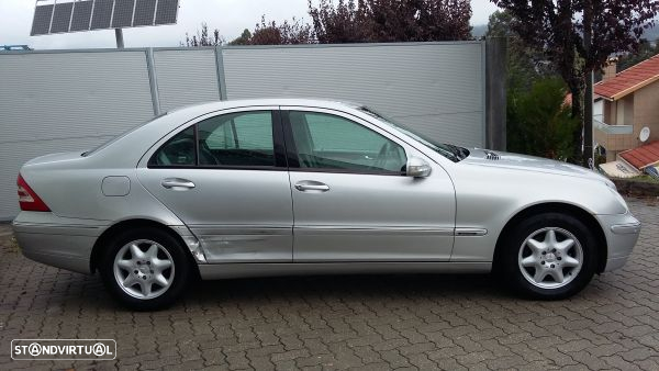 Para Peças Mercedes-Benz C-Class (W203) - 2