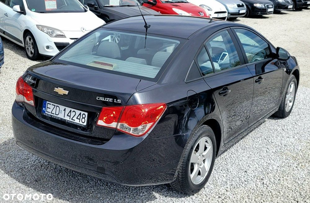 Chevrolet Cruze - 3