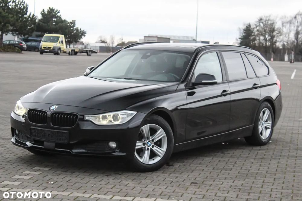 BMW Seria 3 320d Sport-Aut - 2