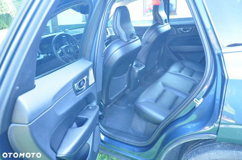 Volvo XC 60 D5 SCR AWD Inscription - 16