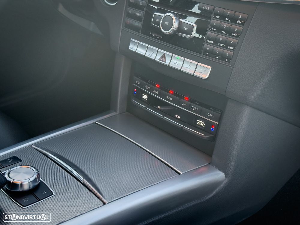 Mercedes-Benz E 220 BlueTEC 4Matic 7G-TRONIC Avantgarde - 8