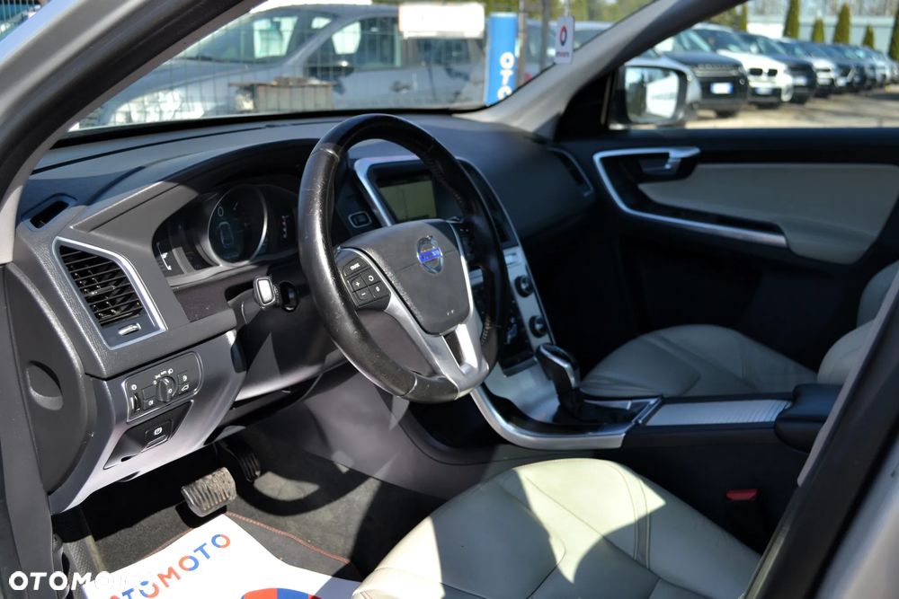 Volvo XC 60 D3 Geartronic Ocean Race - 8