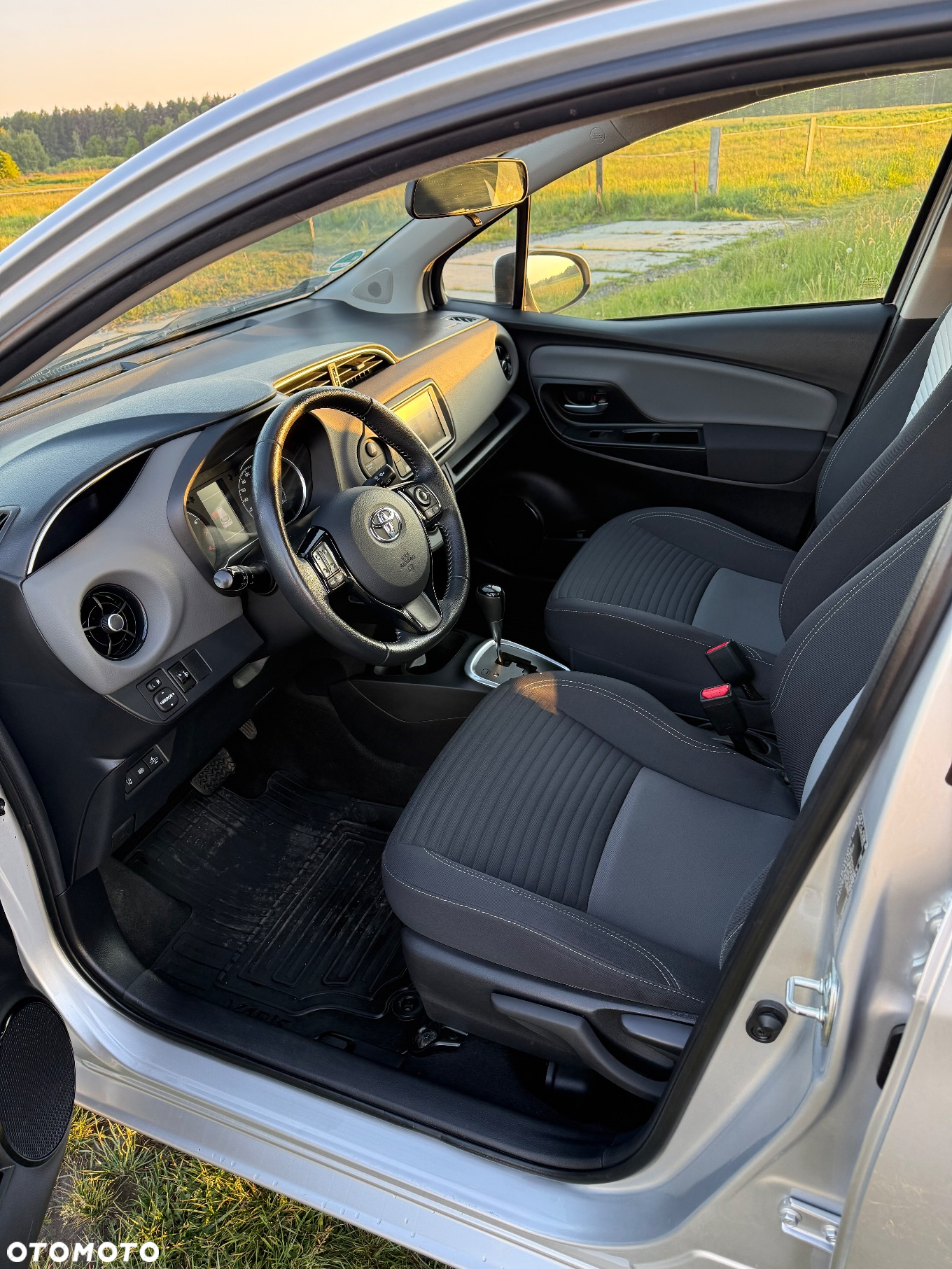 Toyota Yaris - 7