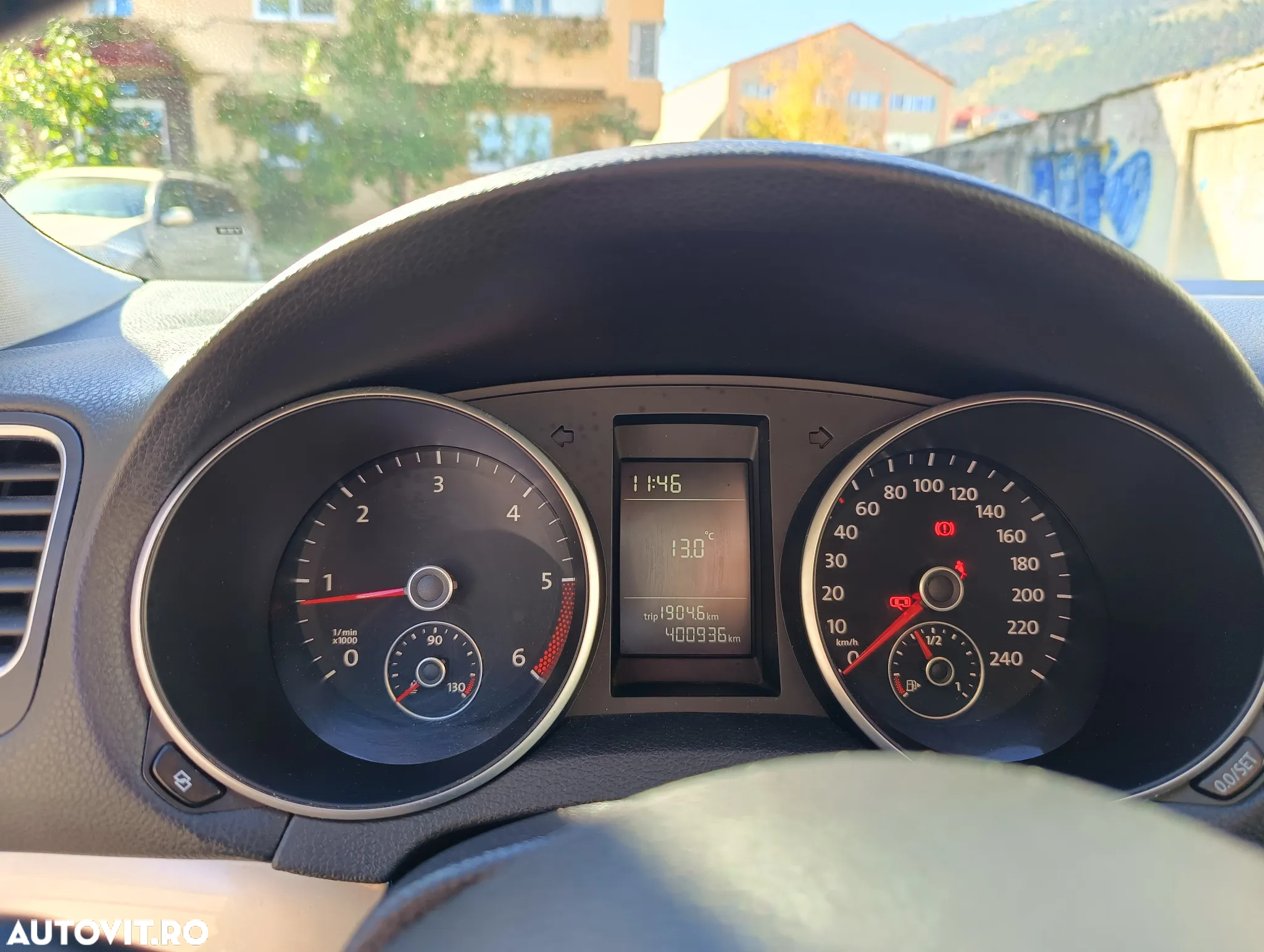 Volkswagen Golf 1.6 TDI DPF Comfortline - 6