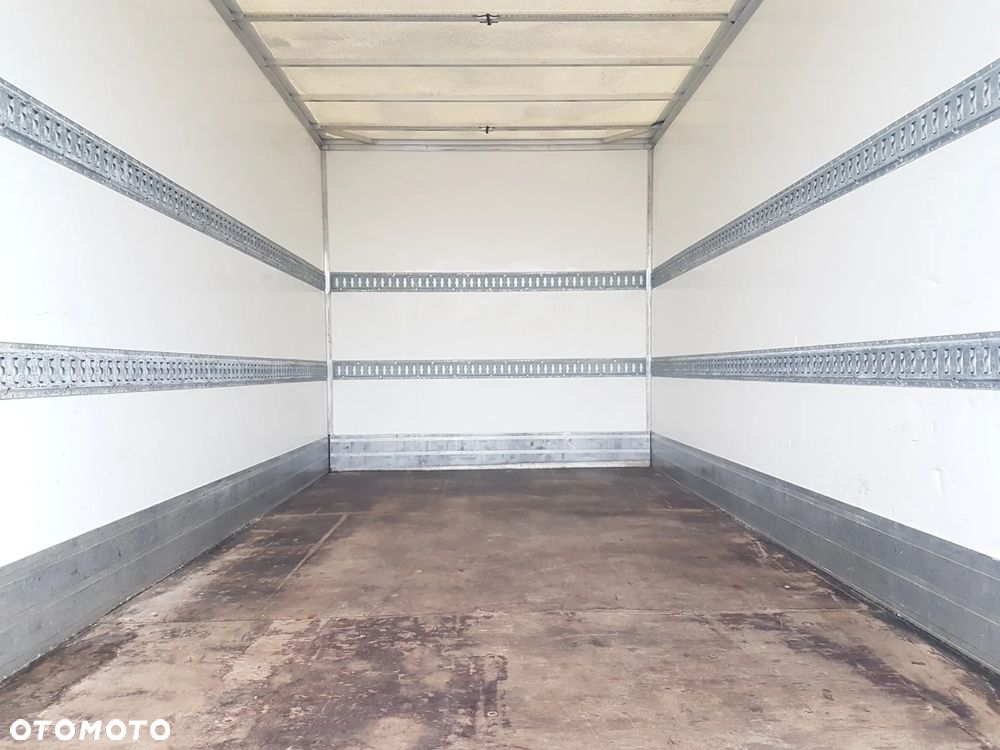Iveco DAILY 8 EP KONTENER 4,15x2,22x2,21 KLIMA KRAJOWY 35S12 - 23