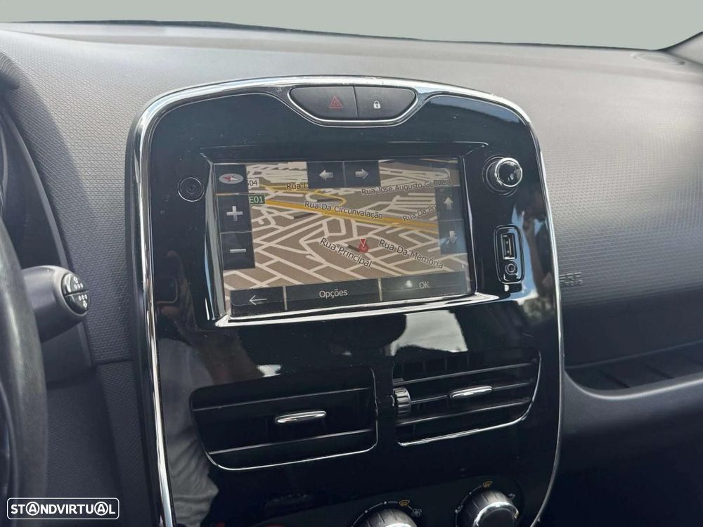 Renault Clio Sport Tourer 1.5 dCi Dynamique S 82g - 15