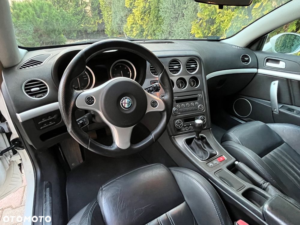 Alfa Romeo Brera 2.4 JTDM 20V DPF - 13