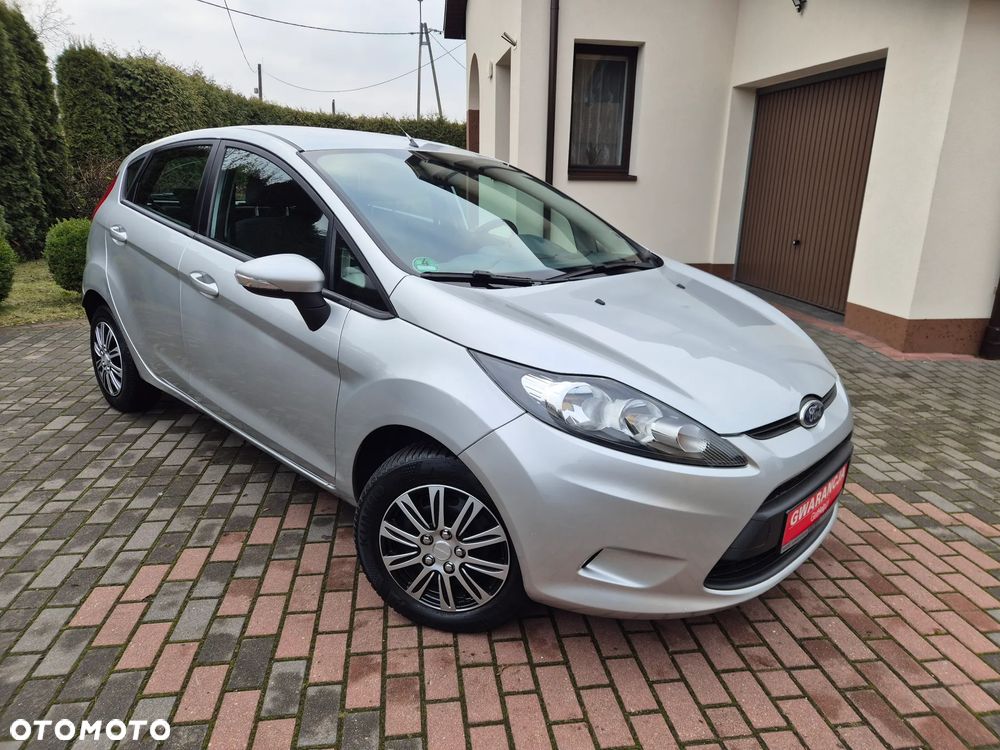 Ford Fiesta 1.25 Champions Edition - 10