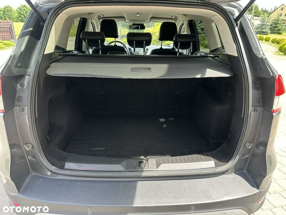 Ford Kuga - 28