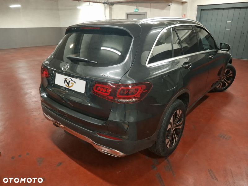 Mercedes-Benz GLC 300 e 4Matic 9G-TRONIC Exclusive - 7