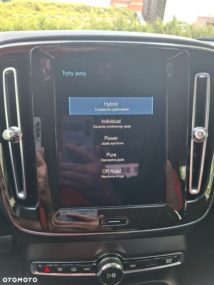 Volvo XC 40 - 32