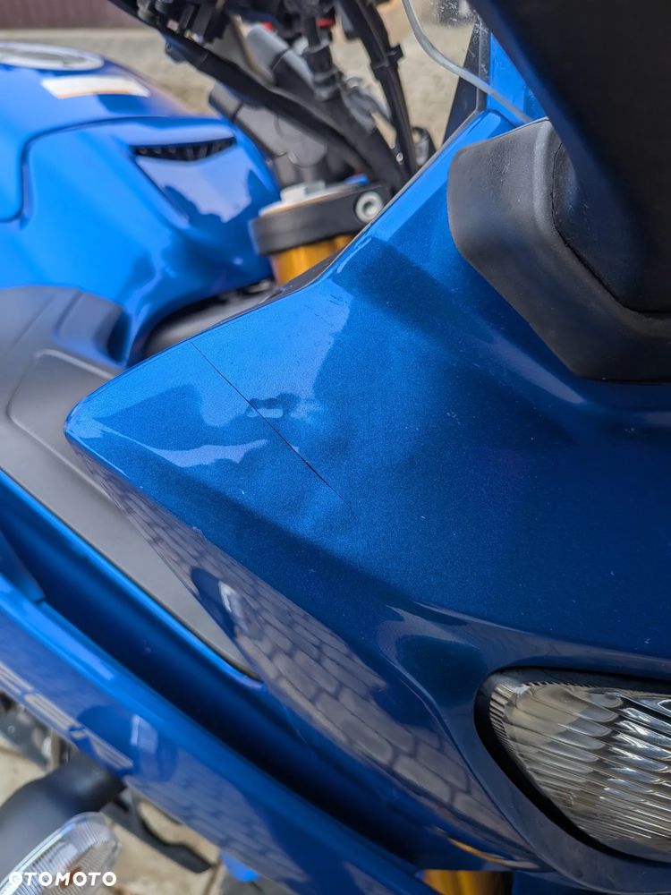 Yamaha FZ8 - 8