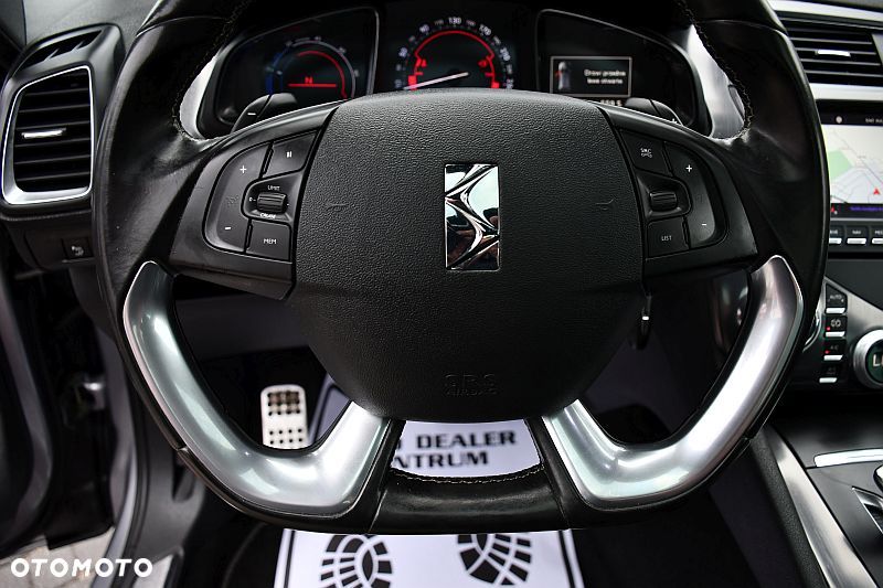 DS Automobiles DS 5 - 12