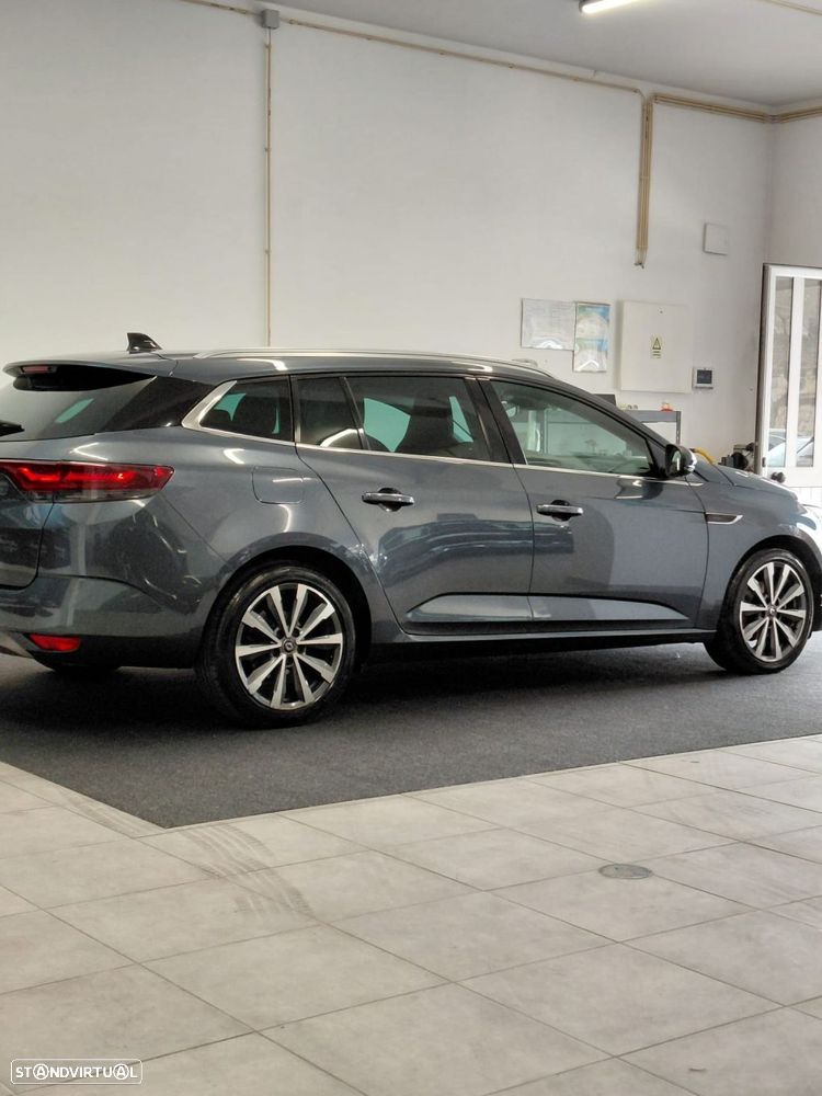 Renault Mégane Sport Tourer 1.5 Blue dCi R.S. Line EDC - 6