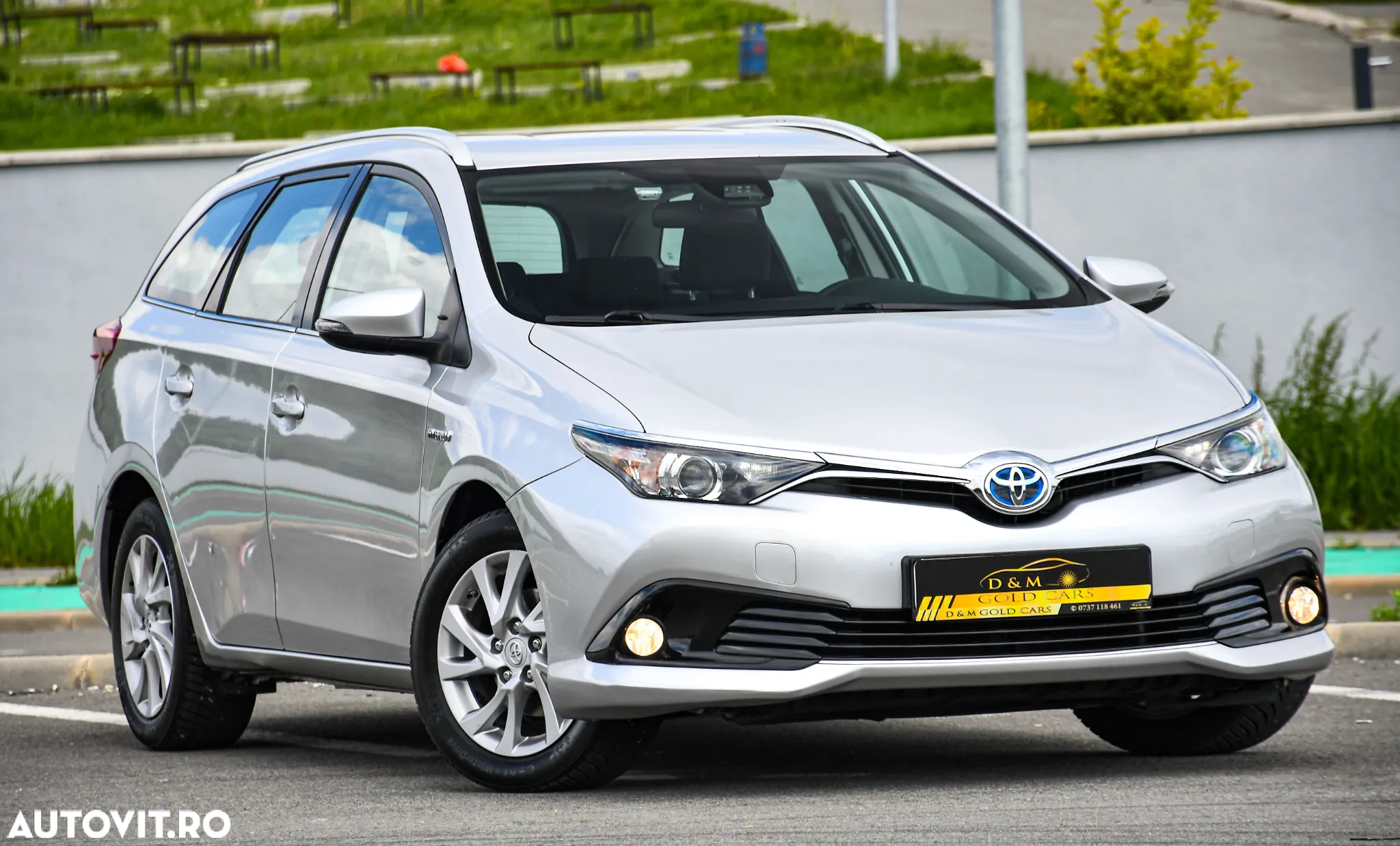 Toyota Auris 1.8 VVT-i Hybrid Automatik Touring Sports Edition - 9
