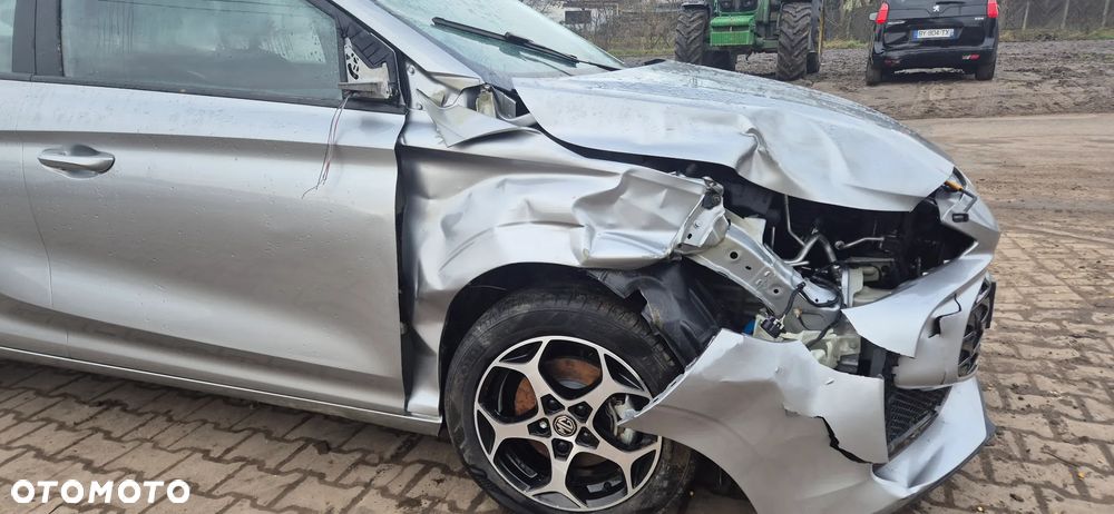 MG MG3 1.5 HEV+ Exclusive - 6