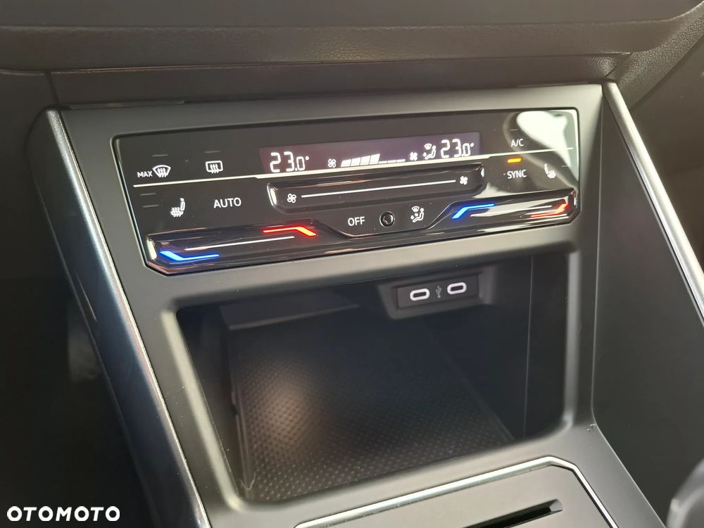 Volkswagen Taigo 1.5 TSI ACT Style DSG - 17