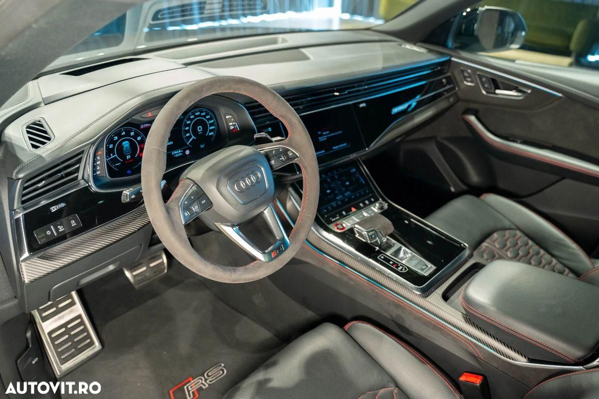 Audi RS Q8 - 12