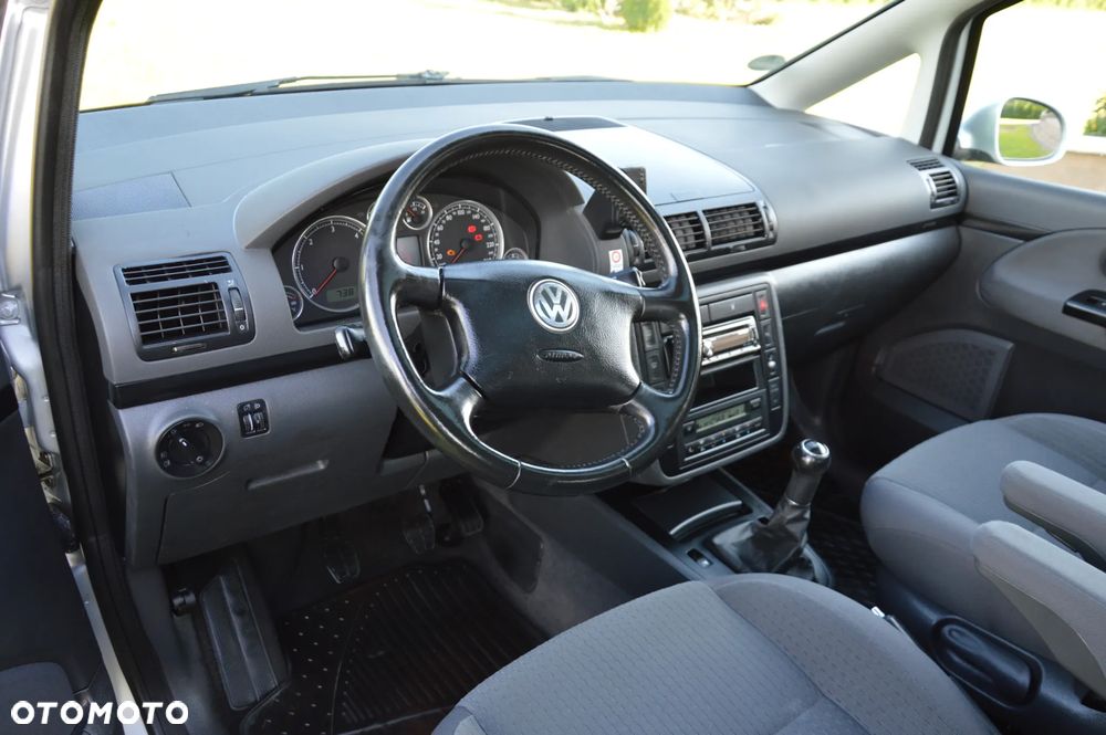Volkswagen Sharan 2.0 TDI Sportline - 27