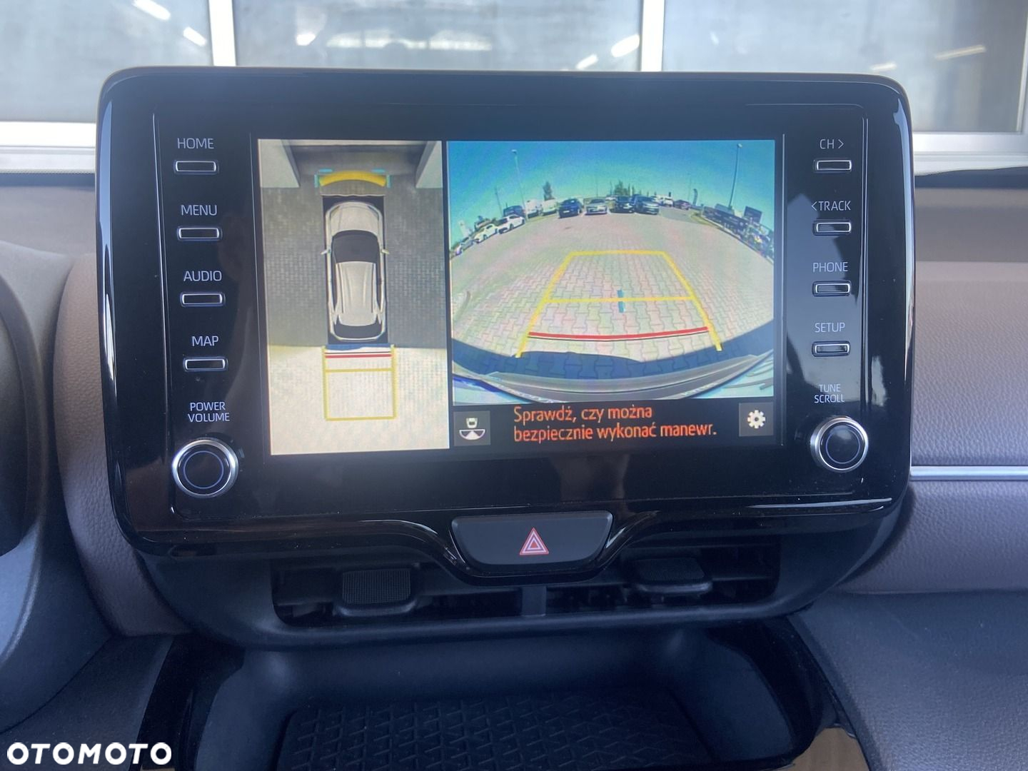 Toyota Yaris Cross - 16