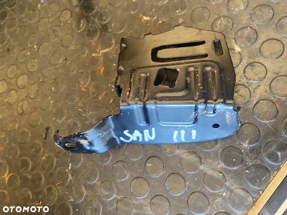 DACIA SANDERO III 3 LOGAN III JOGGER stepway 1.0 TCE sce PODSTAWA wspornik mocowanie uchwyt zaczep łapa obudowy filtra węglowego Wwa - 3