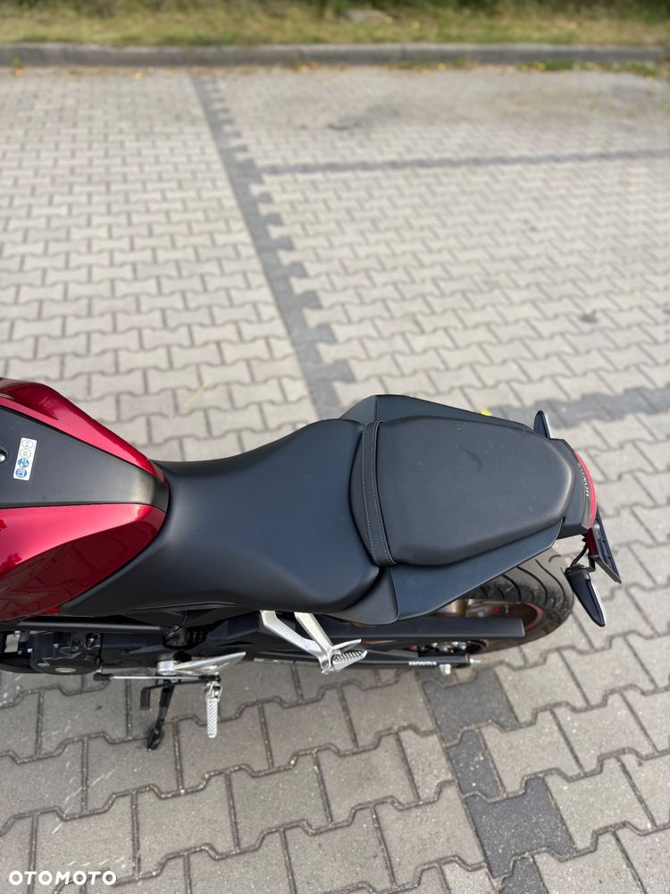 Honda CB - 11