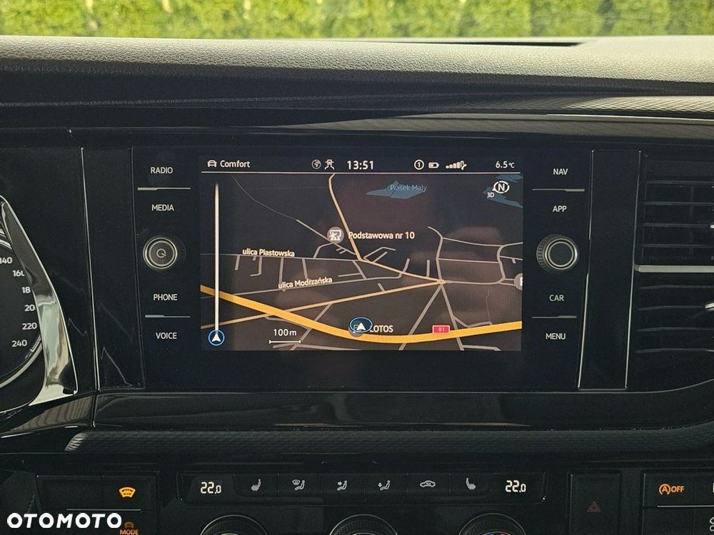 Volkswagen Multivan - 22