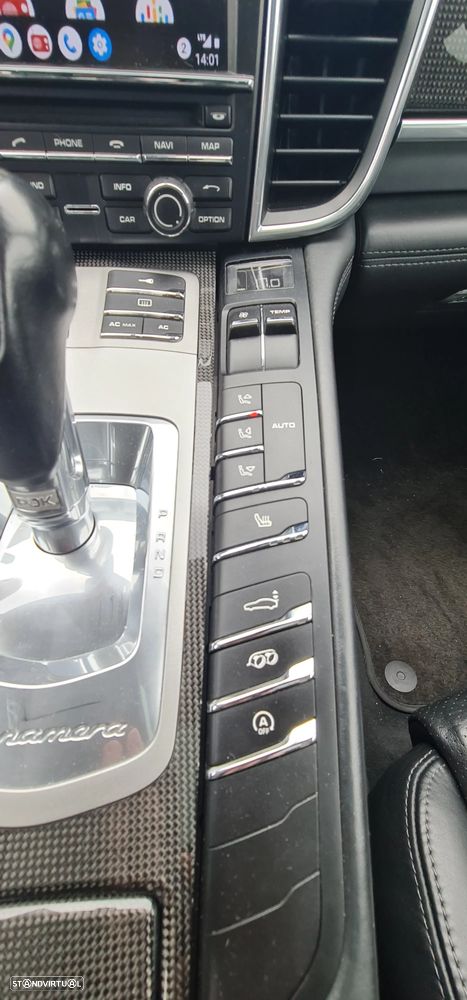 Porsche Panamera Turbo PDK - 9
