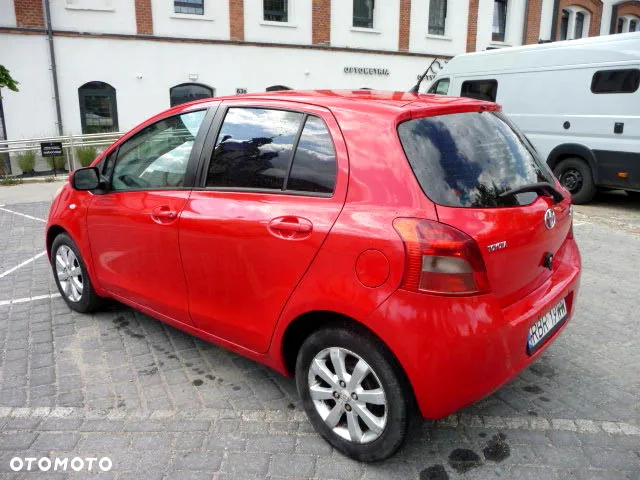 Toyota Yaris 1.3 Sol - 10