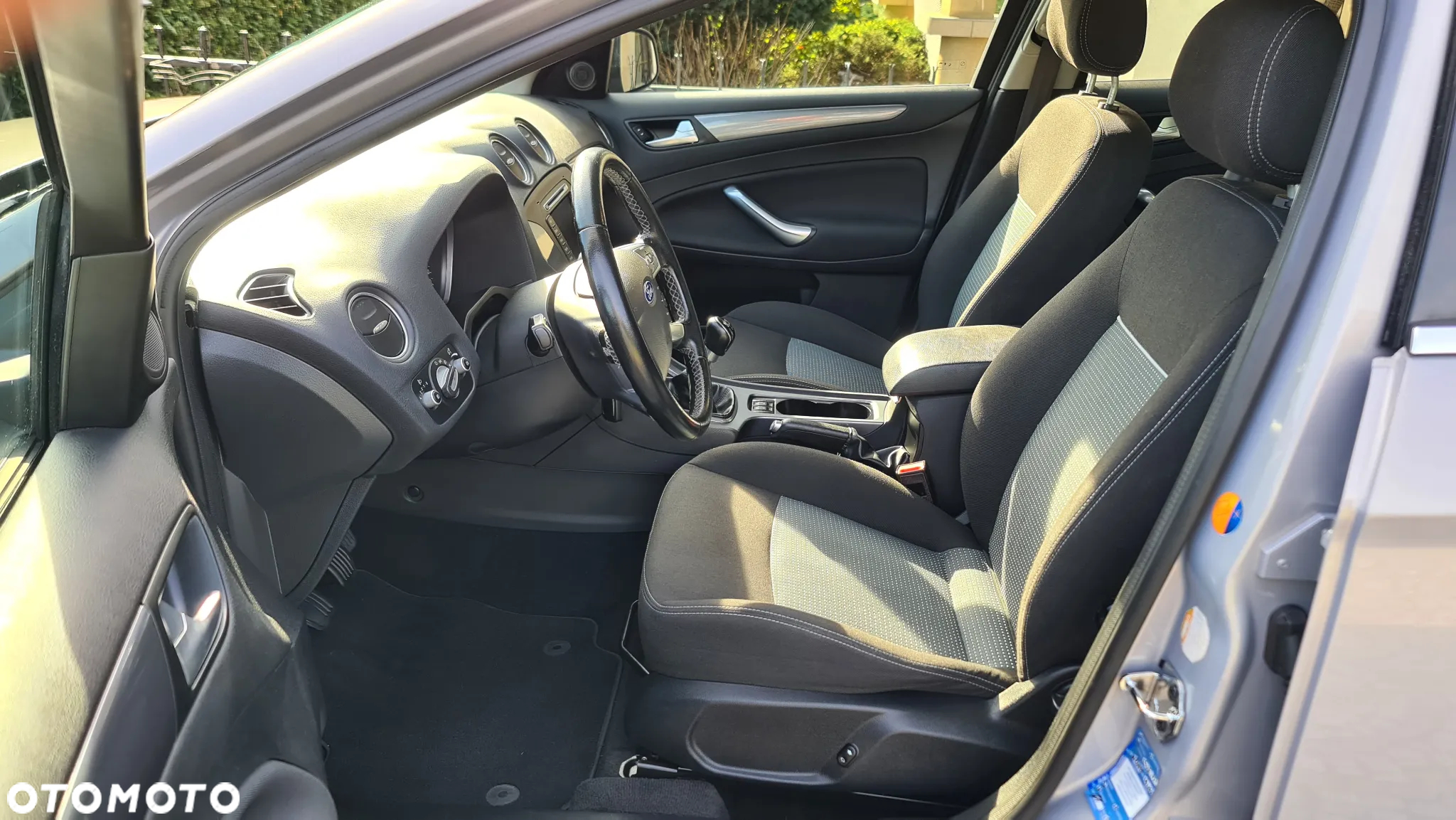 Ford Mondeo Turnier 2.0 TDCi Champions Edition - 13