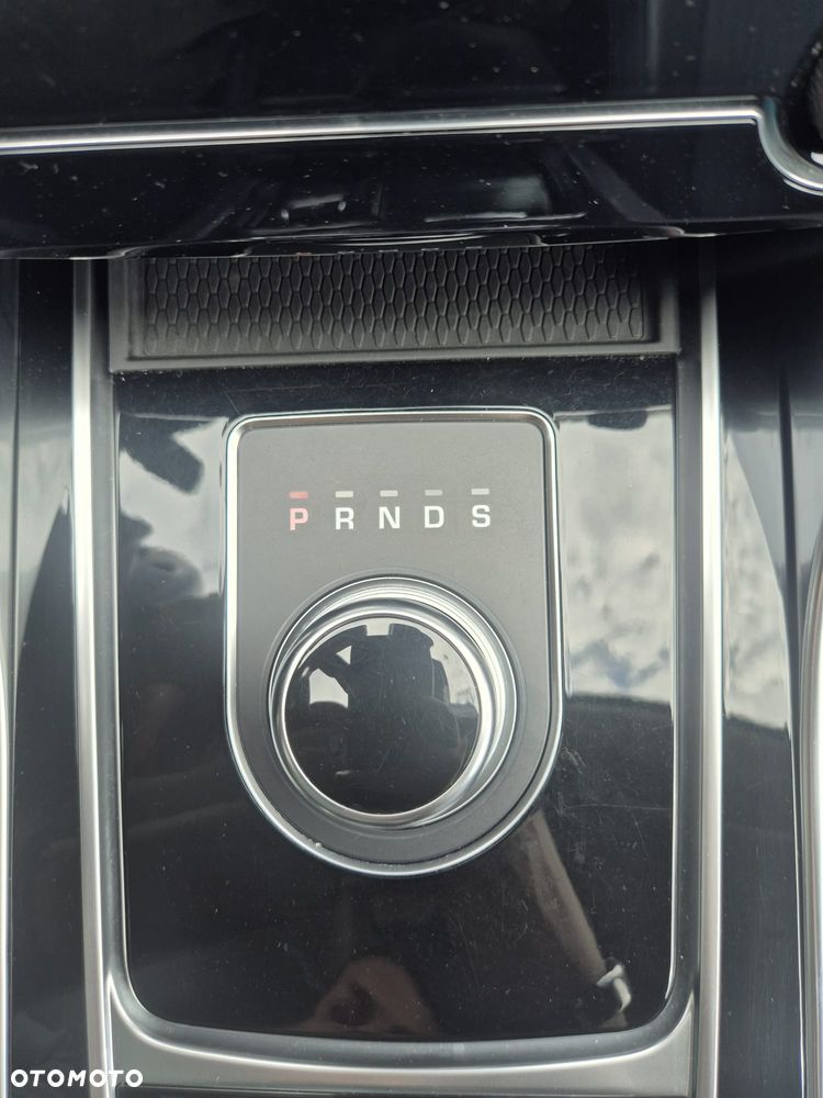 Jaguar XF 20d Prestige - 28
