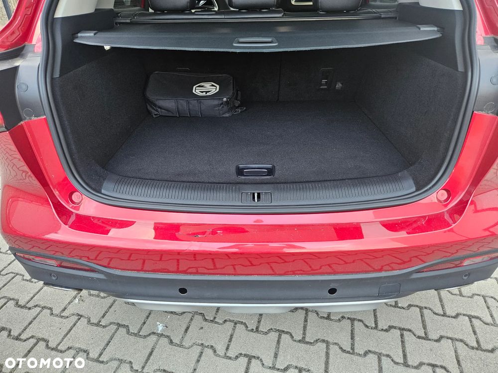 MG EHS 1.5T-GDI Luxury - 16