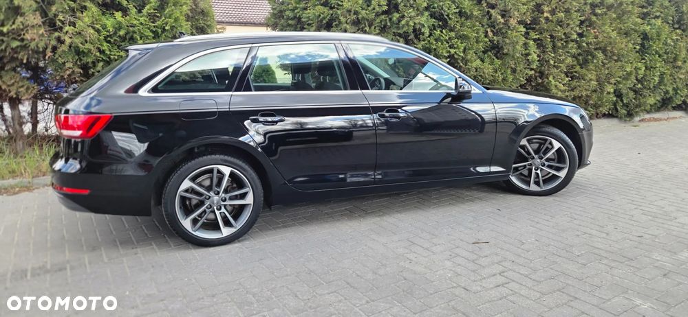 Audi A4 Avant 2.0 TDI - 16