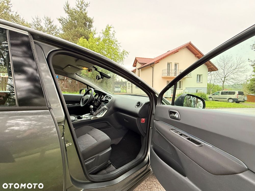 Peugeot 3008 1.6 HDi Premium - 22