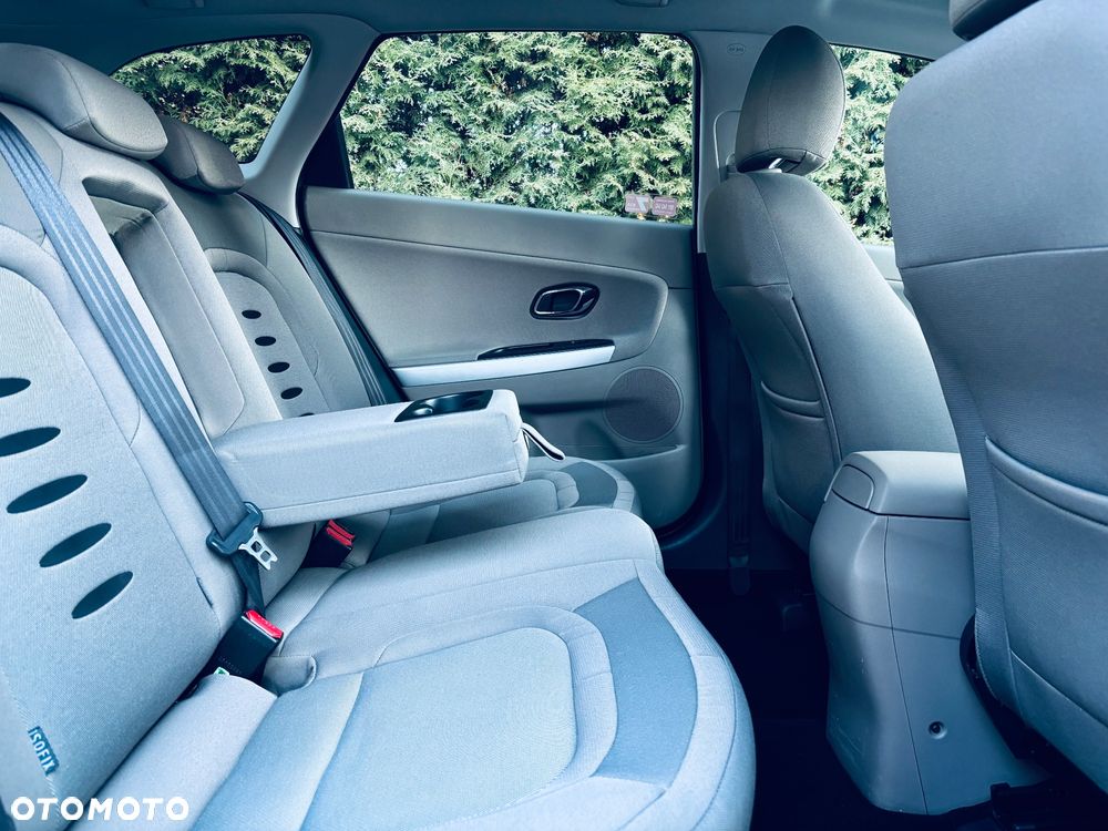 Kia Ceed 1.6 GDI Business Line - 24