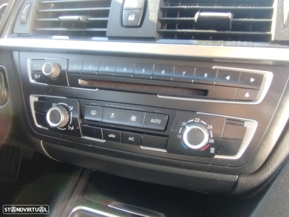 BMW 318 d Line Modern - 25