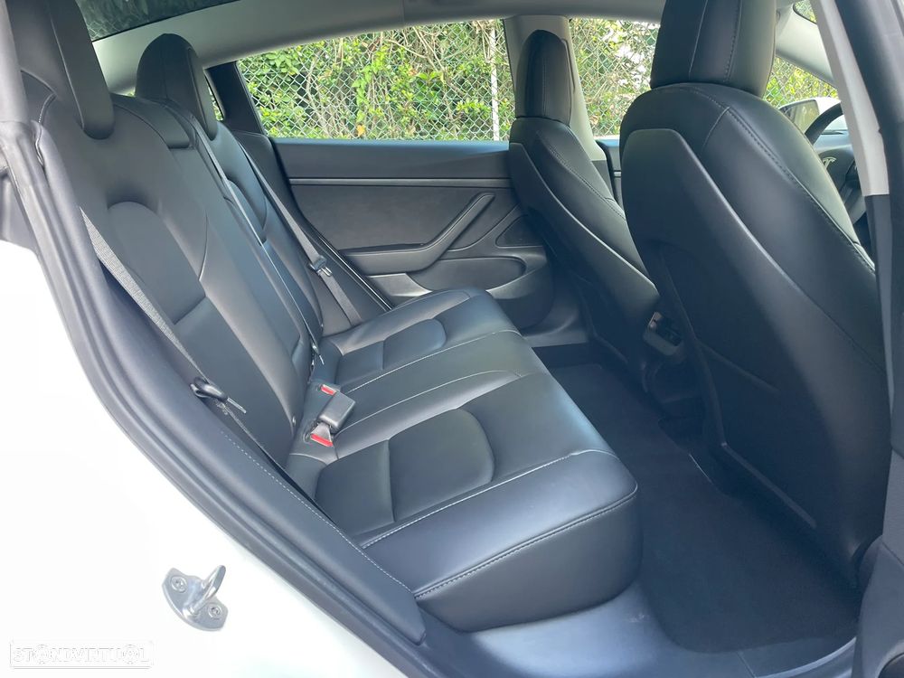 Tesla Model 3 Standard RWD - 25