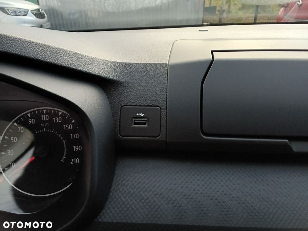 Dacia Sandero - 26