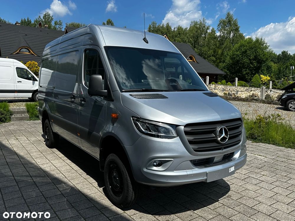 Mercedes-Benz Sprinter - 5