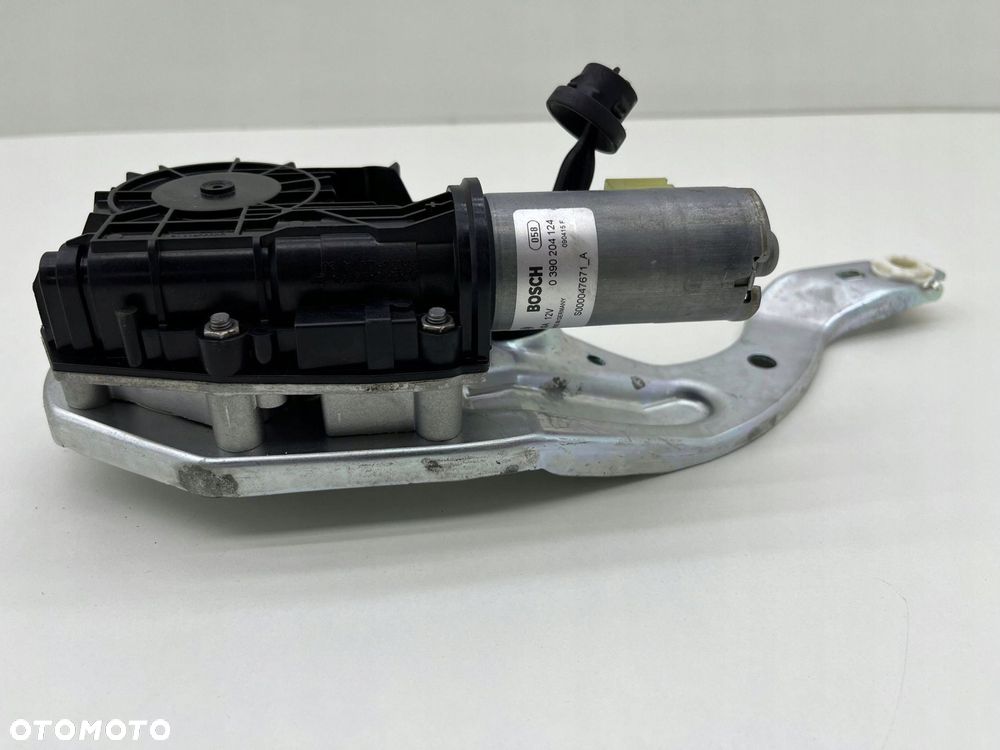 MERCEDES W205 MECHANIZM SILNICZEK TYLNEJ KLAPY A2058200042 - 1