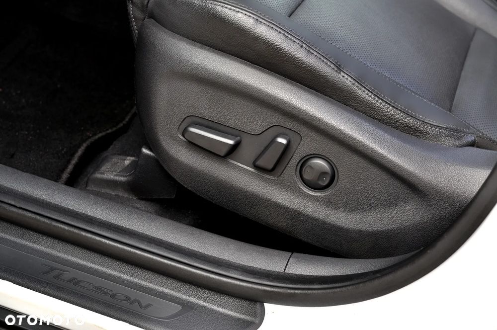 Hyundai Tucson 1.7 CRDI BlueDrive Premium 2WD DCT - 20