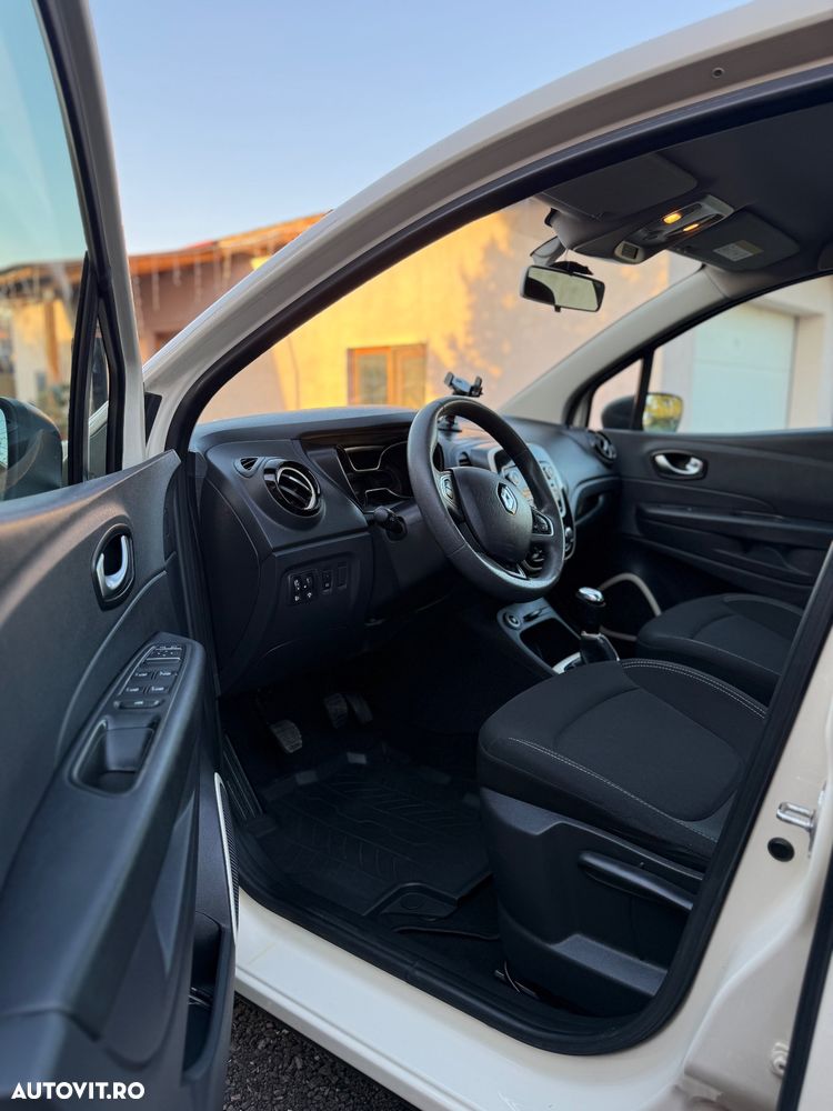 Renault Captur TCe Life - 14
