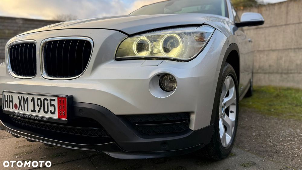 BMW X1 xDrive18d Sport Line - 17